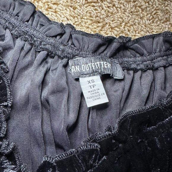 Urban Outfitters Black Ruffle Romper - Picture 3 of 5